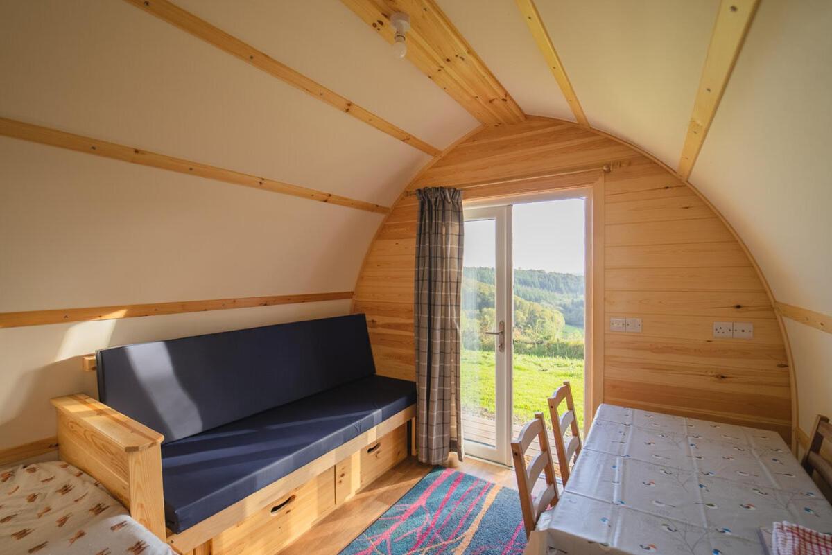 Rivendell Farm By Wigwam Holidays Carmarthen Exterior foto