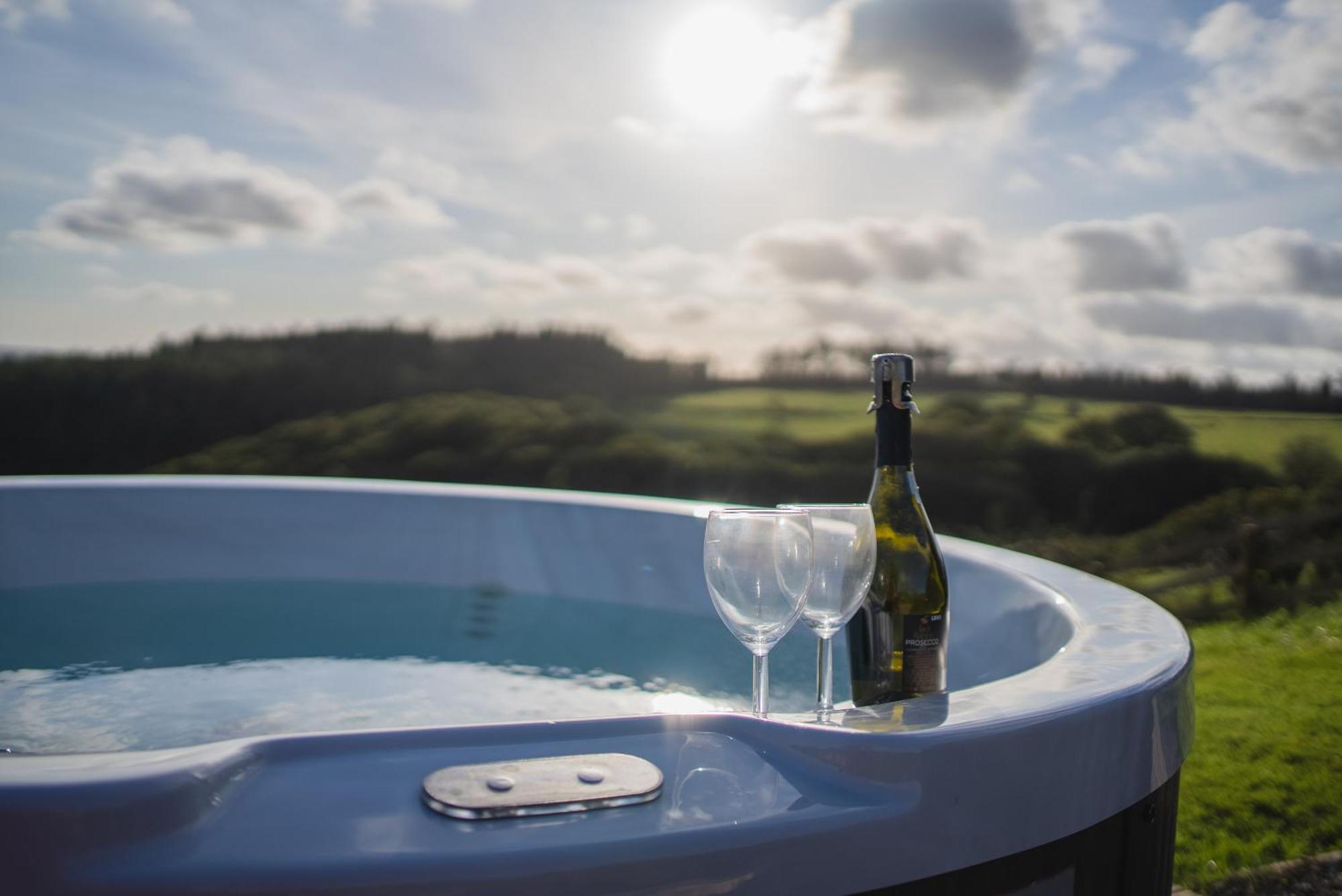 Rivendell Farm By Wigwam Holidays Carmarthen Exterior foto